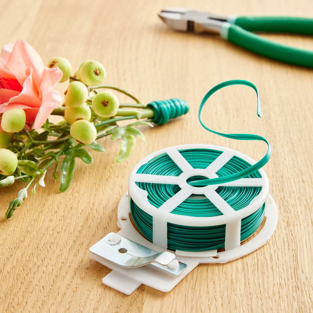 Wholesale 👏 24 Pack: 26 Gauge Green Floral Wire with Cutter by Ashland® 💯 4 Wholesale 👏 24 Pack: 26 Gauge Green Floral Wire with Cutter by Ashland® 💯 - Image 2